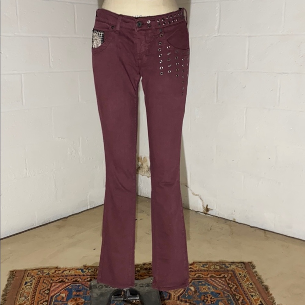 Rare! Grommet detail jeans
